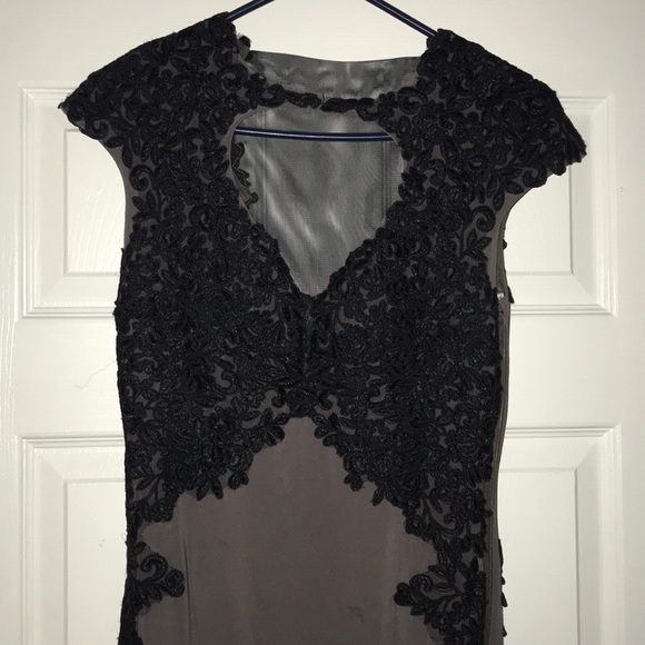 Prom dress! - Picture 2 of 5